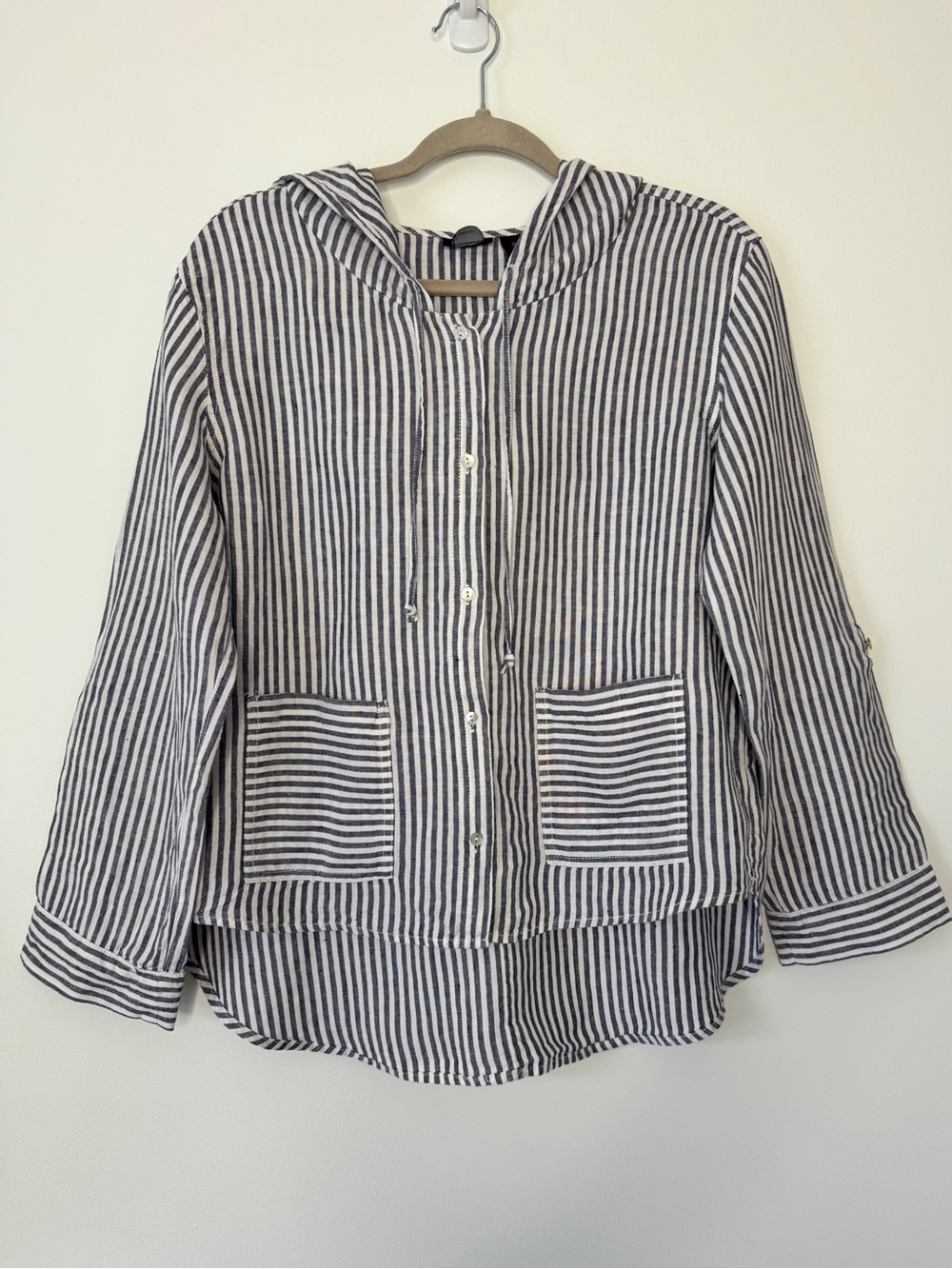 Tahari Linen Hooded Button Down Shirt Roll Tab Sleeves Seersucker Striped Top S